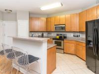 More Details about MLS # 2049962 : 2502 LEON ST 511