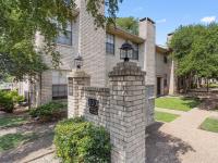 More Details about MLS # 6718307 : 8400 JAMESTOWN DR 116